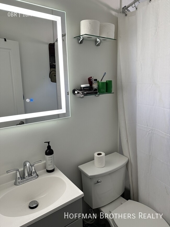 Photo - 1001 Hyperion Ave Unit 107