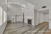 Photo - 22422 Hawthorn Ave
