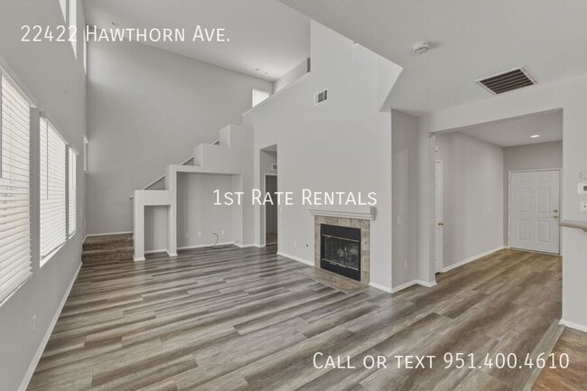 Photo - 22422 Hawthorn Ave