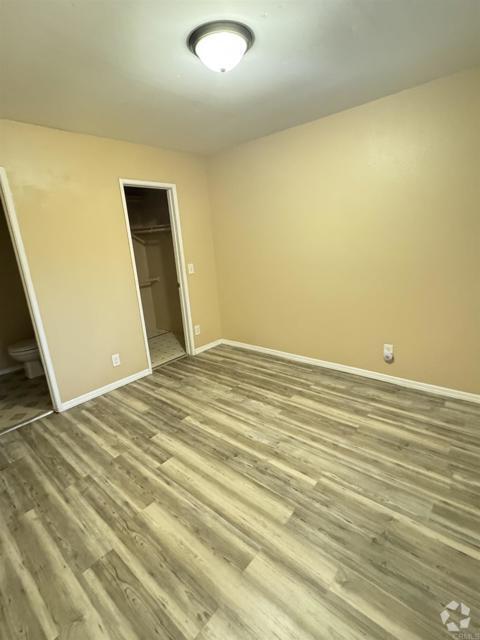 Building Photo - 883 W San Ysidro Blvd Unit 10 Rental