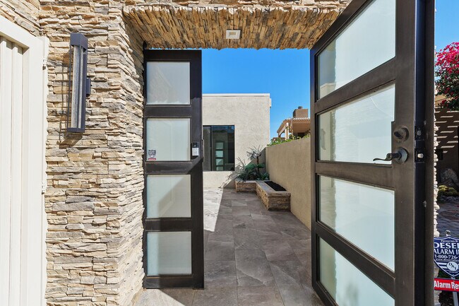 Photo - 48832 Cassia Pl