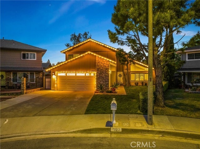 Photo - 1320 N Van Gogh Cir