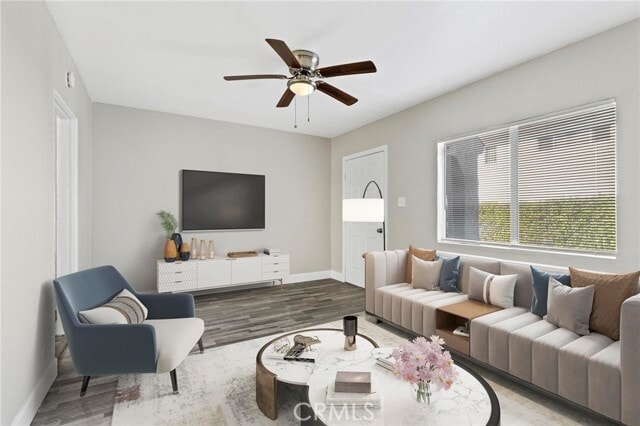 Photo - 310 W Magnolia St Townhome