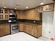 Photo - 20424 Marilla St