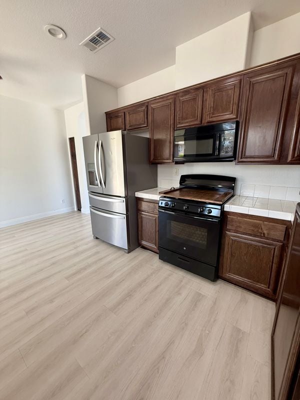 Photo - 1193 Woodburn Cir