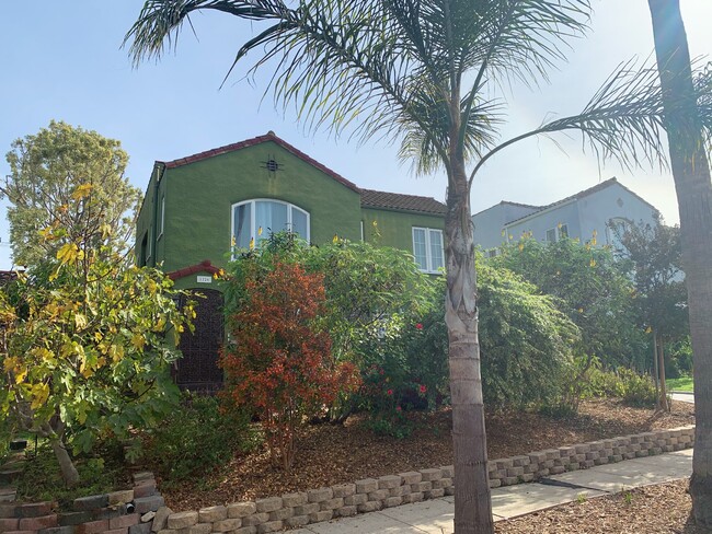 Beautiful yard provides great privacy - 1226 S Highland Ave Apartments Unit 1226 S. Highland ave