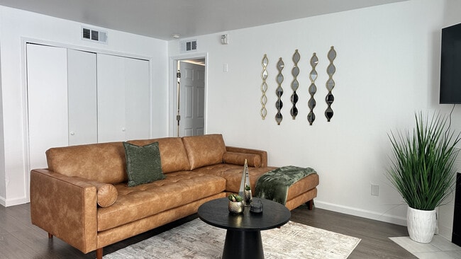 Photo - 4205 Ohio St Unit ID1360025P