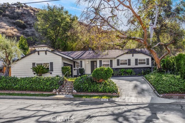 Photo - 2020 Oak Valley Rd