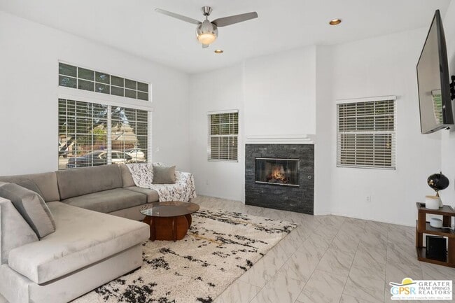 Photo - 33411 Shifting Sands Trail