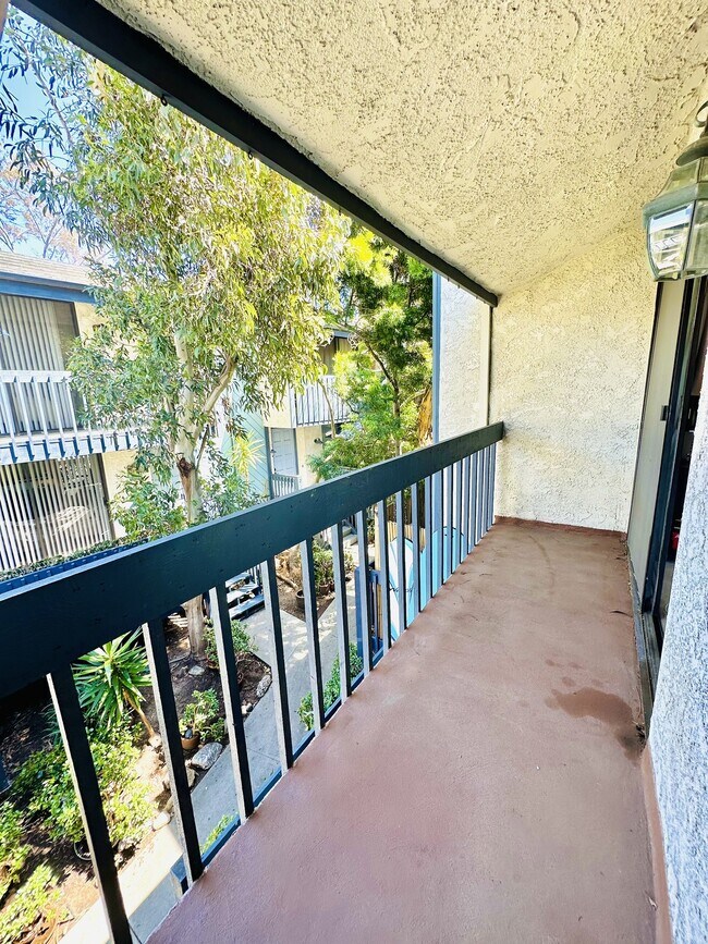 Photo - 29239 Heathercliff Rd
