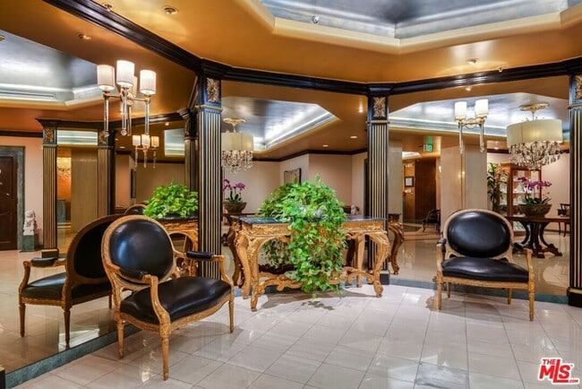 Photo - 10351 Wilshire Blvd Unit 403