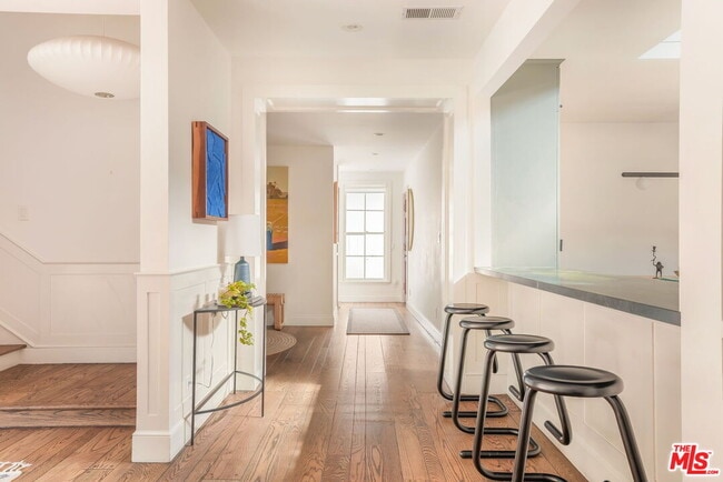 Photo - 2015 Nichols Canyon Rd