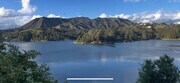 5 min walk to this amazing view of the hollywood reservoir - 6396 Weidlake Dr House