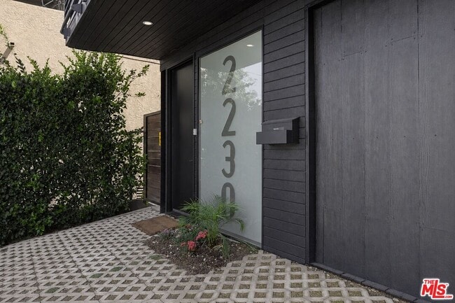 Photo - 2230 Glendale Blvd