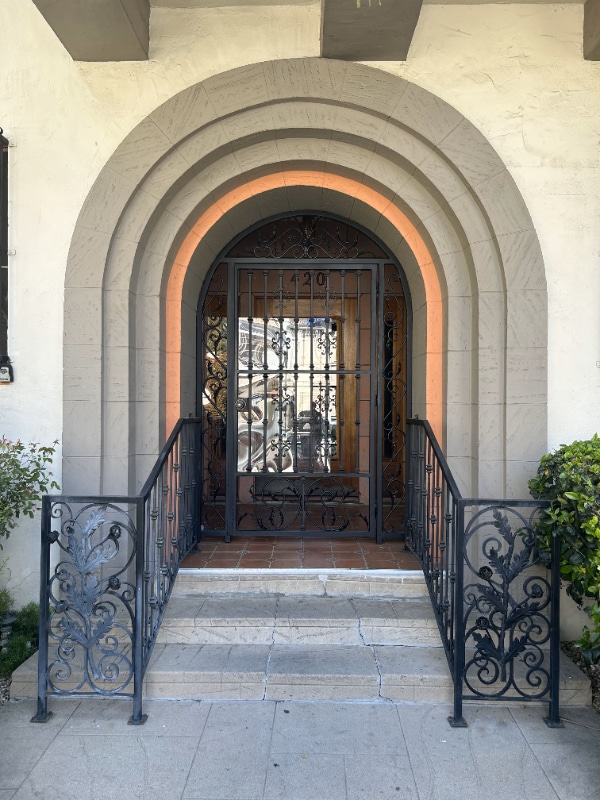 Photo - 420 S Detroit St Unit 8