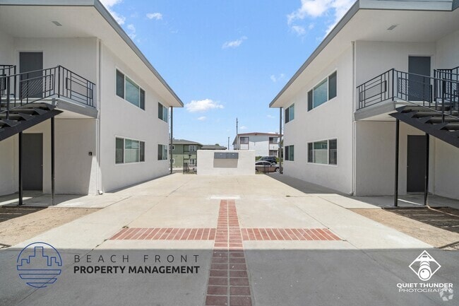 Building Photo - 5300 Lorna St. Rental