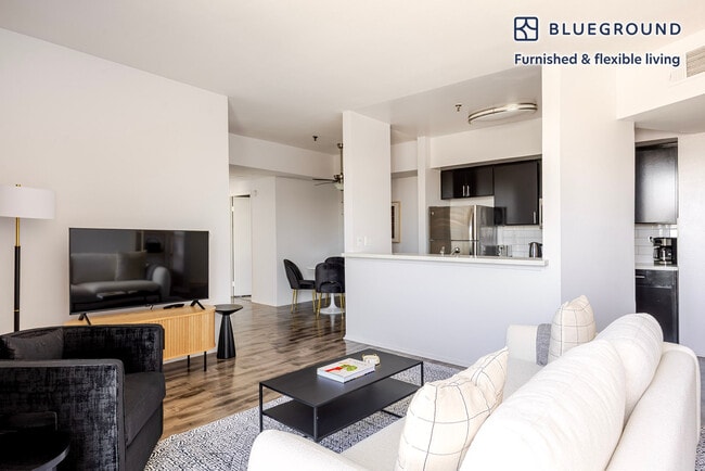 Photo - 1443 N Fuller Ave Unit FL4-ID1347