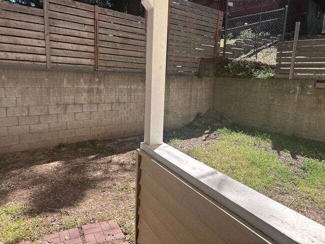 Photo - 398 Dunant Dr