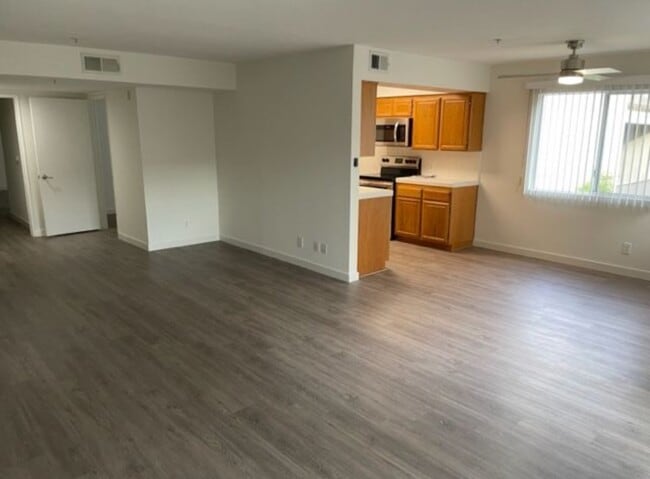 Photo - 4540 Natick Ave Unit 304