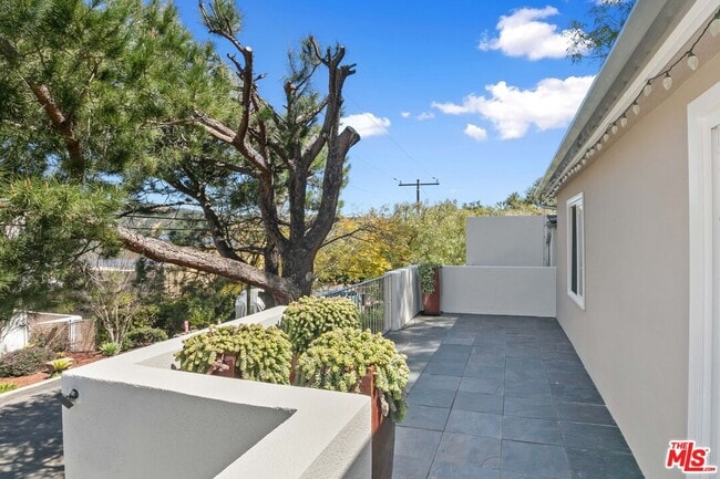 Photo - 26322 Fairside Rd