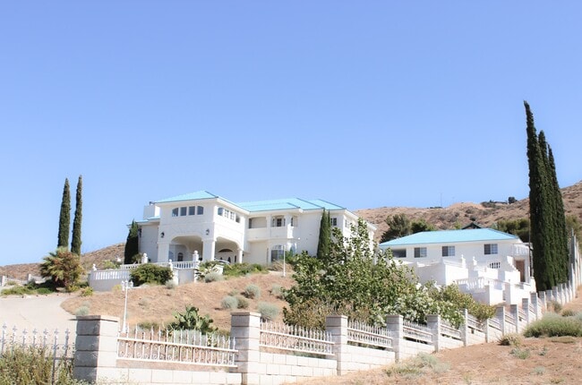 Photo - 238 Lakeview Dr