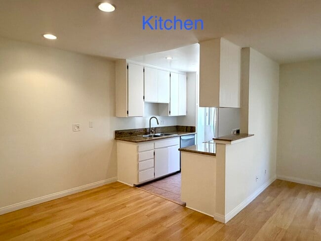 Photo - 844 7th St Unit 3