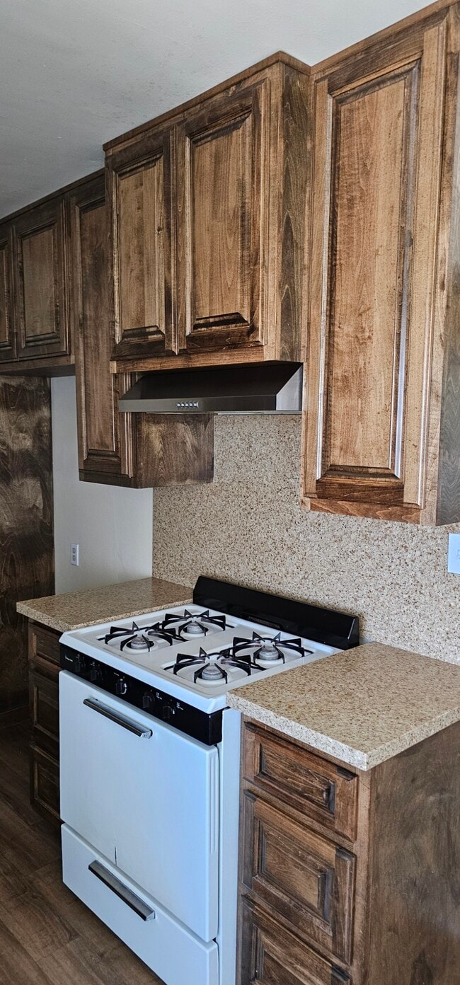 Photo - 1336 W Valencia Dr Unit D