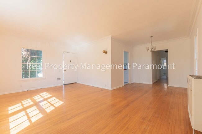 Photo - 1460 Orange Grove Ave Unit 1460 S Orange Grove