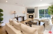 Photo - 2385 Roscomare Rd