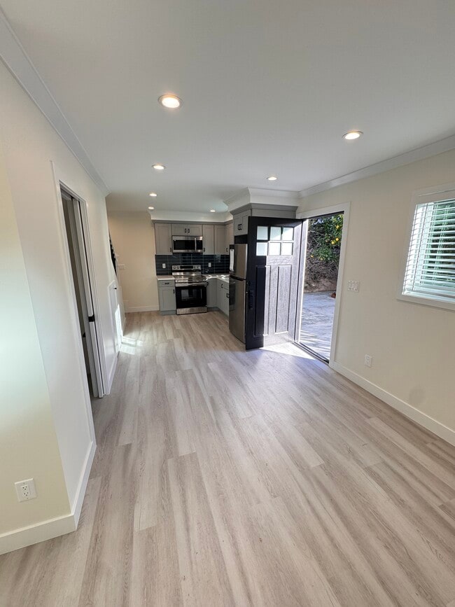 Photo - 23442 Kathryn Ave