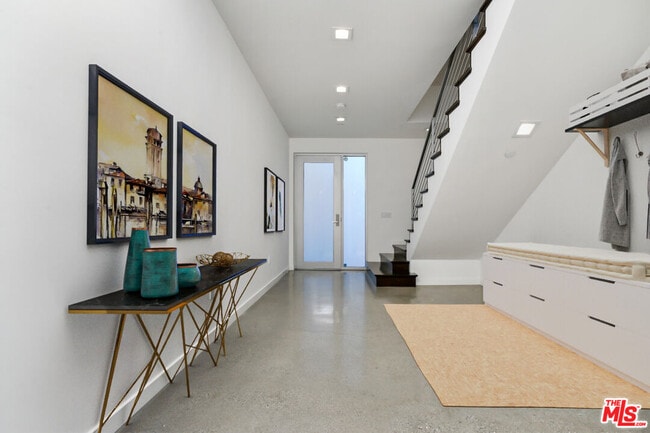 Photo - 11610 Ohio Ave Unit #1