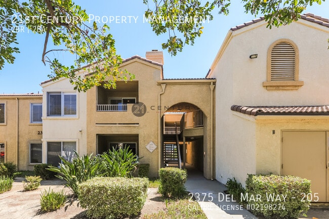 Building Photo - 2375 Del Mar Way