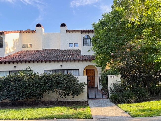 Building Photo - 500 Garfield Ave