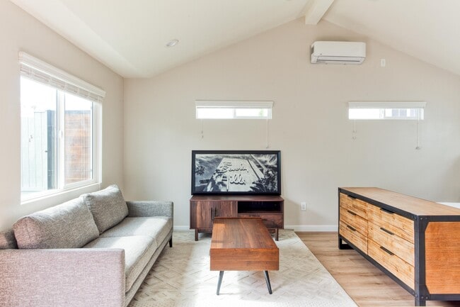 Photo - 630 E San Antonio Dr Unit #6