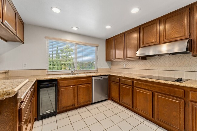 Photo - 4/Bed, 3/Bath YL Travis Ranch Home w/Pool & Spa