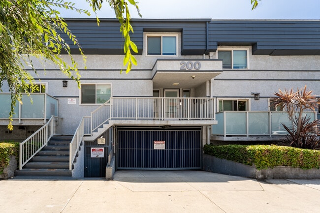 Photo - 200 Elm Ave Unit #15