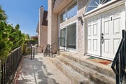 Photo - 312 N Francisca Ave Townhome