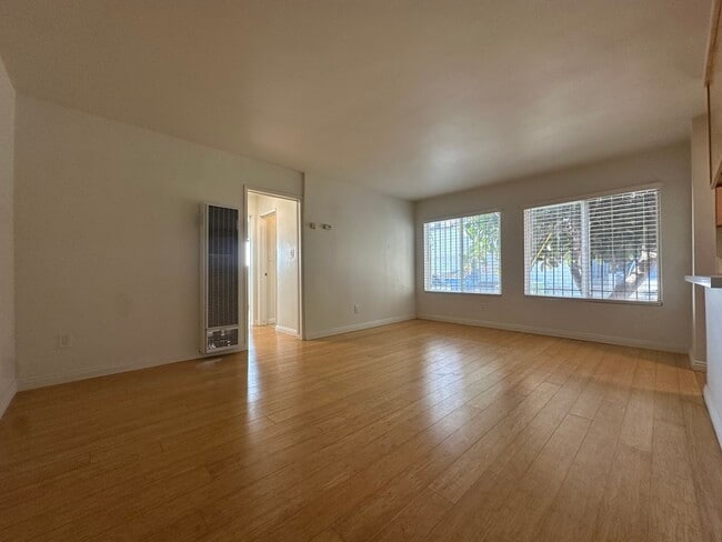 Photo - 23 Thornton Ave Unit 31