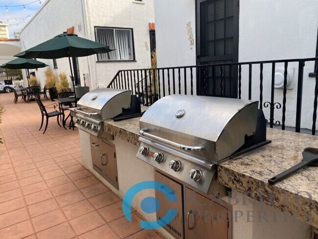 Photo - 2241 Fourth Ave