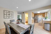 Photo - 4792 Larwin Ave