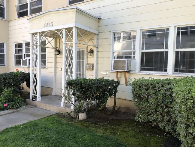 Photo - 2453 Silver Lake Blvd Unit 2453-B