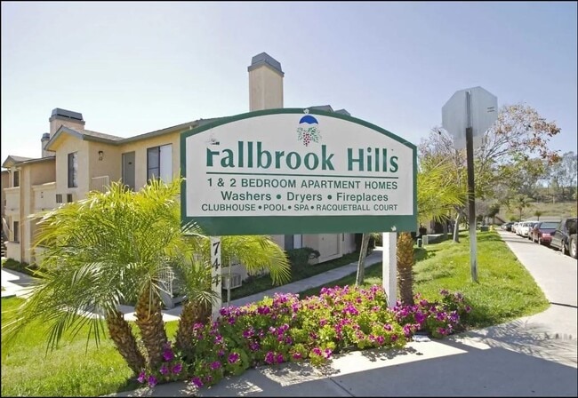 Photo - Fallbrook Hills Apartments