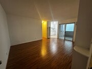 Photo - 5030 Riverton Ave Unit 06