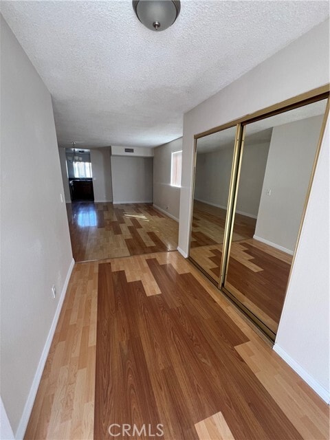 Photo - 822 E Lomita Ave