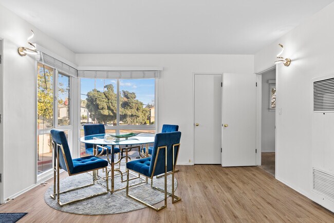 Photo - 2463 Federal Ave Unit 2463