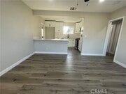 Photo - 623 E Elm St Townhome
