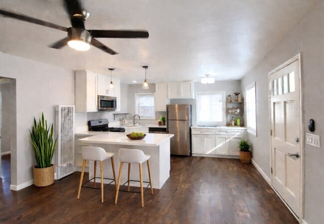 Photo - Prime North Park Living – Stylish Upstairs Corner 1-Bedroom! Unit 4428.5 Oregon Street