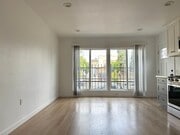 Photo - Renovated 3bed2bath Apartment Near USC Unit 1538-1