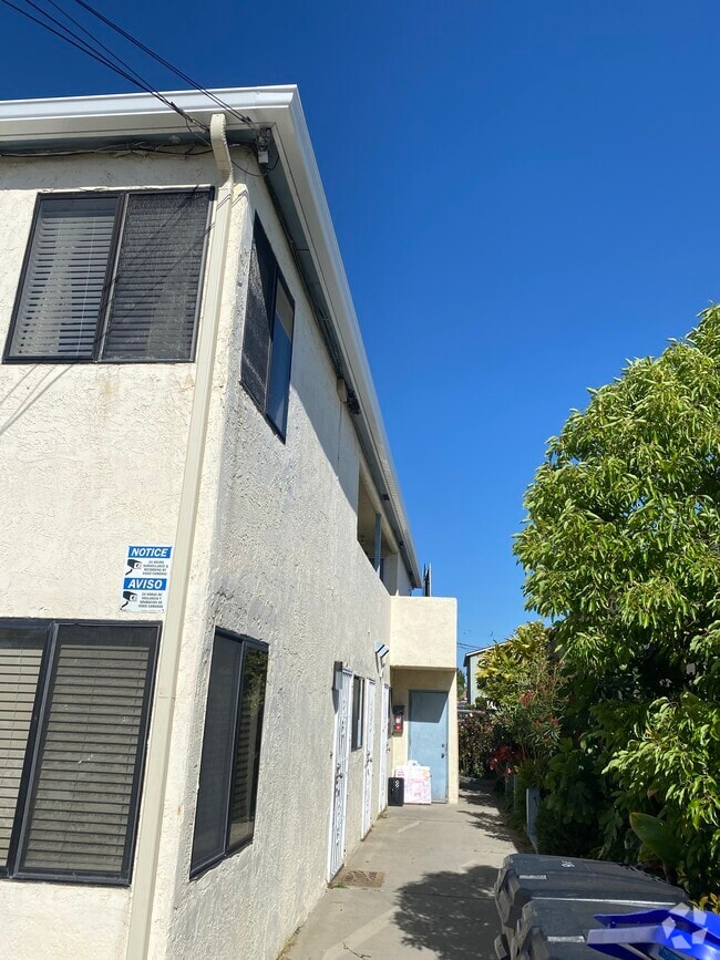 Building Photo - 3124 Fairmount Ave Unit 3124 Rental