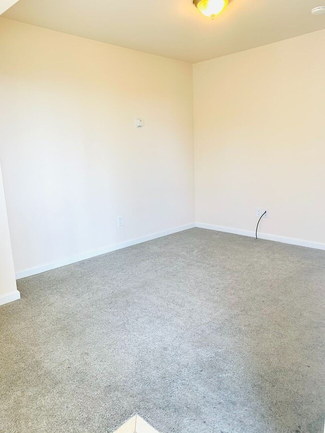 Photo - 1BD/1BA Mission Hills Apartment w/ 1-Car Garage! Only $2,095/mo~ Unit 1537 Linwood Street